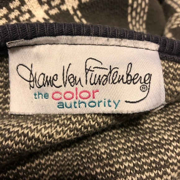 VINTAGE Diane von Furstenberg Cardigan - Picture 8 of 9